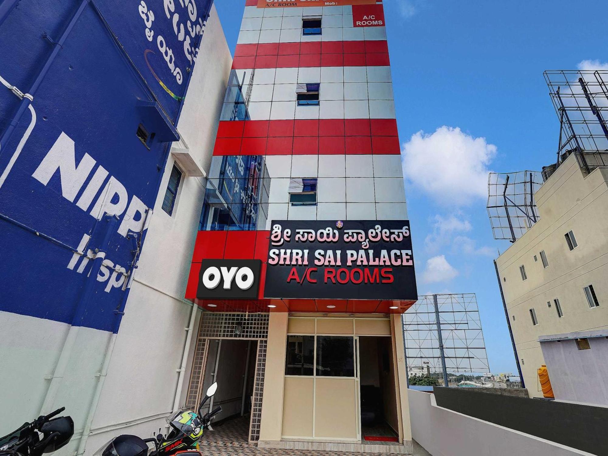 Oyo Flagship Shri Sai Palace Kumbalgod Exterior photo